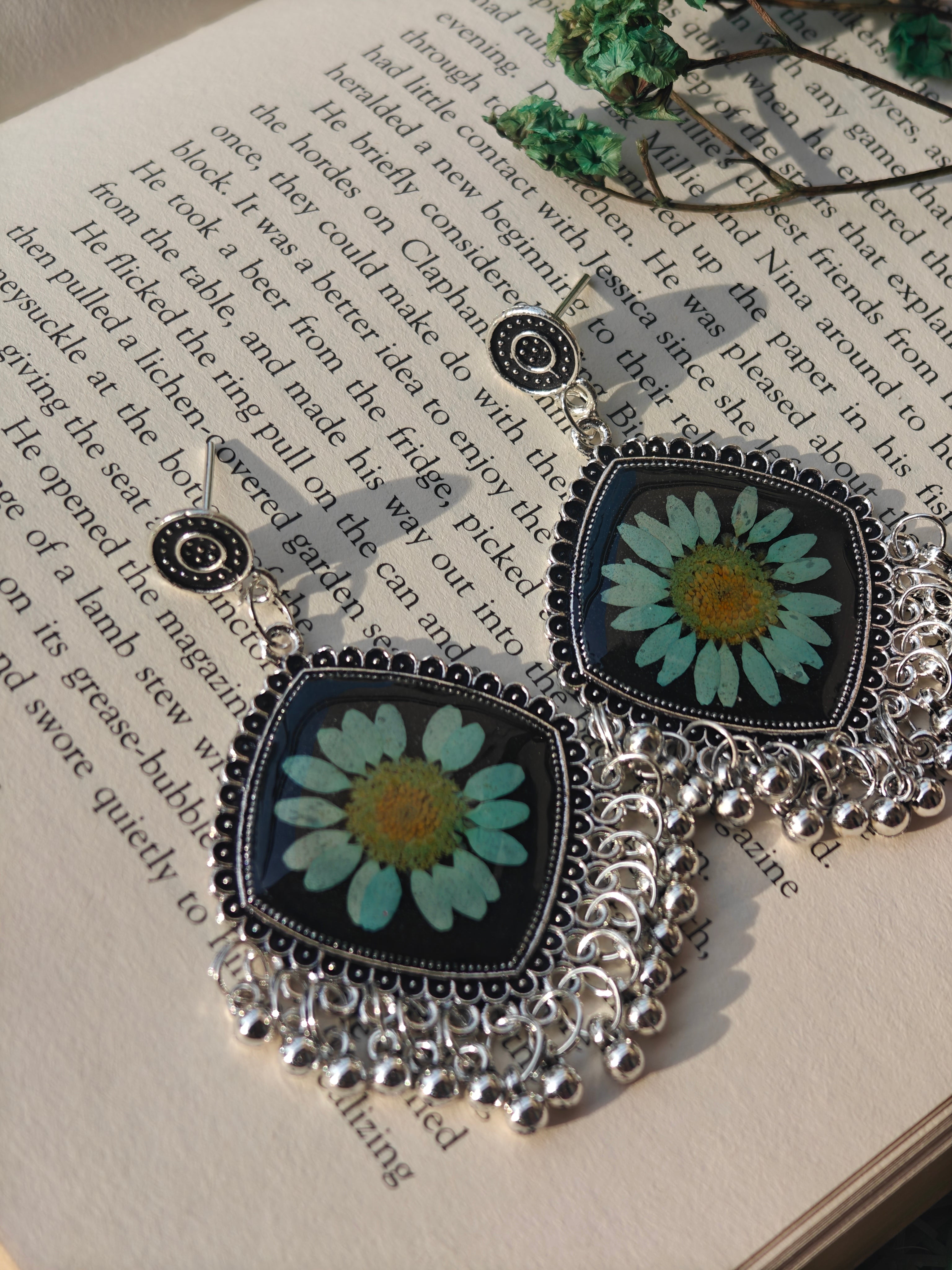 Resin Daisy Flower Jhumka Earrings – Handmade