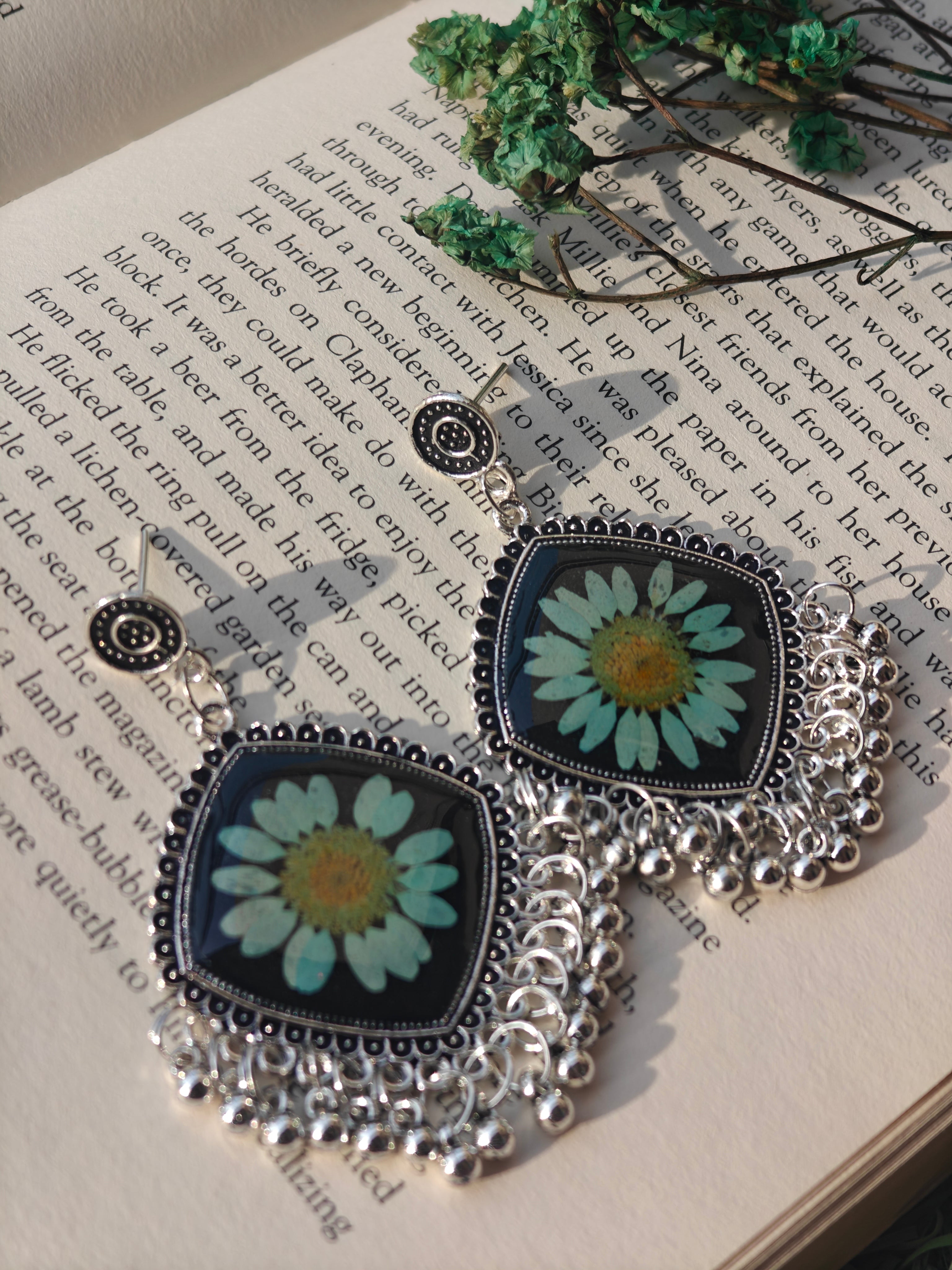 Resin Daisy Flower Jhumka Earrings – Handmade