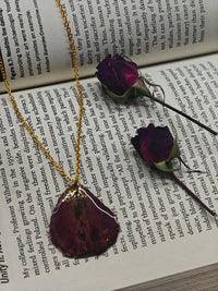 Real Rose Petal Resin Pendant Necklace