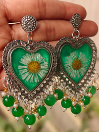 Green Daisy Heart Resin Earrings – Handmade Floral